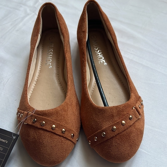 NWT MUSSHOE Round Toe Comfortable Slip On Women Flats - Picture 8 of 11